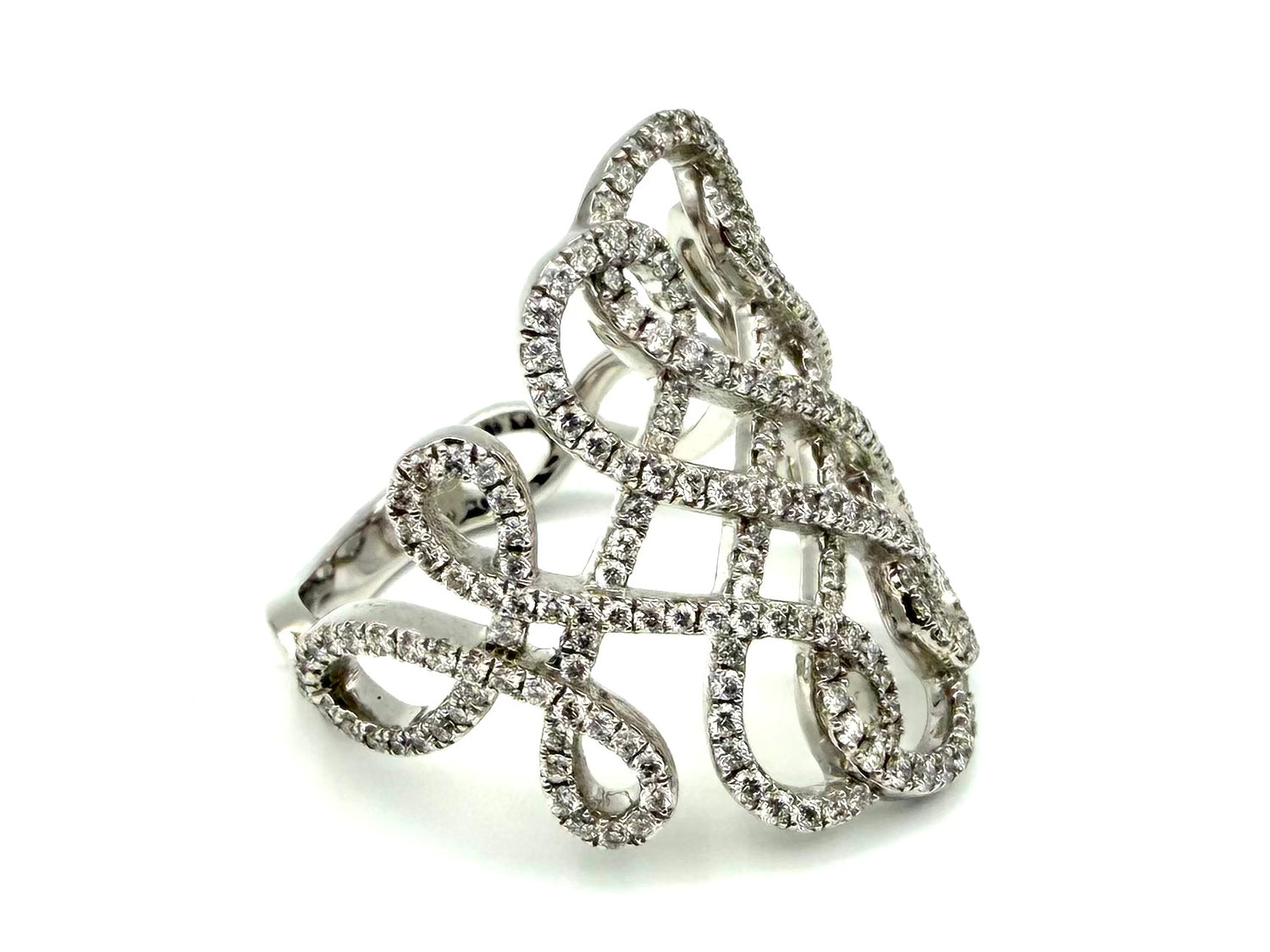 MESSIKA. "Promess" Collection, 18K white gold ring with diamonds