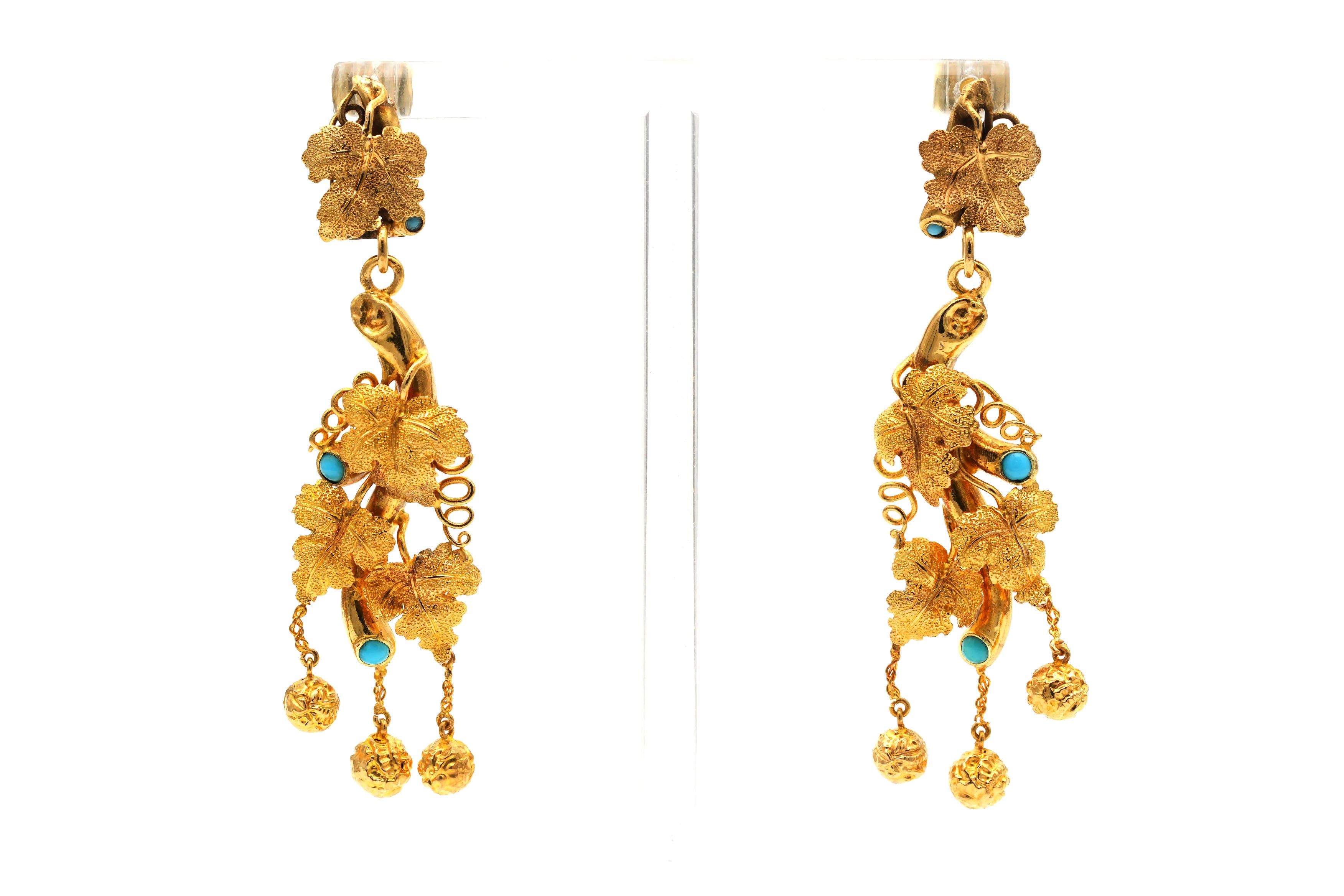 Boucles d'oreilles Pendantes en or jaune et turquoises