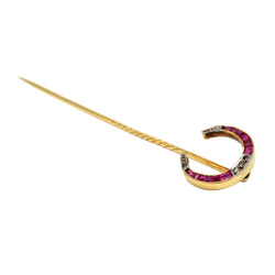 Yellow gold brooch with rubies and diamonds
