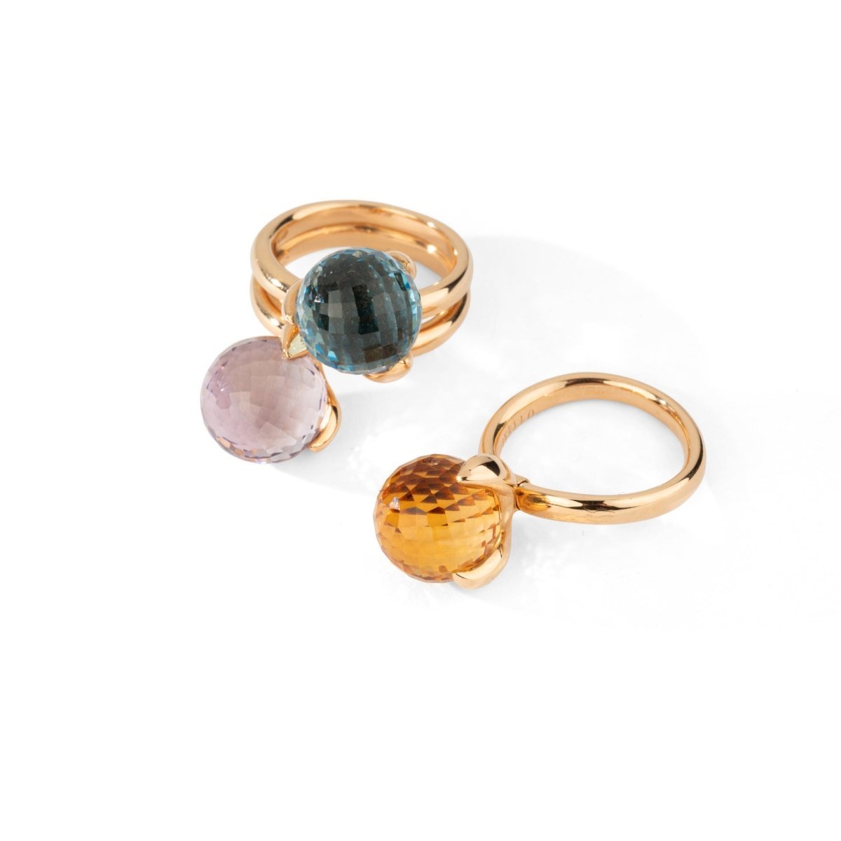 Deux bagues en or jaune, améthyste, topaze bleue et citrine - Castafiore