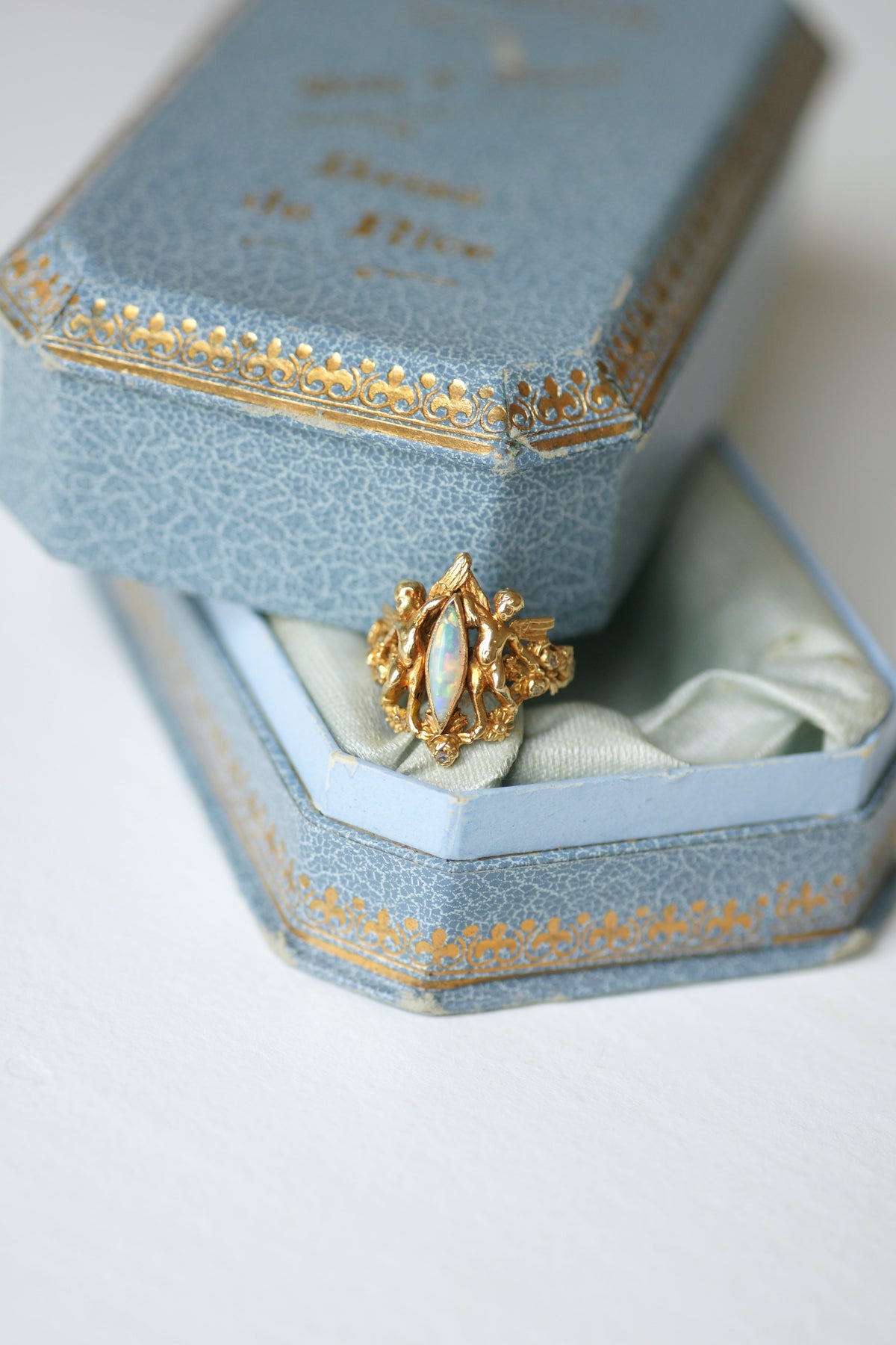 Vintage Angels Ring with Opal and Diamonds in Yellow Gold