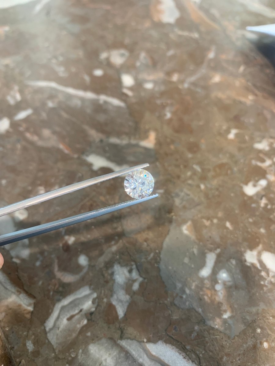 Diamant 2.04 Carats (Certificat LFG) - Castafiore