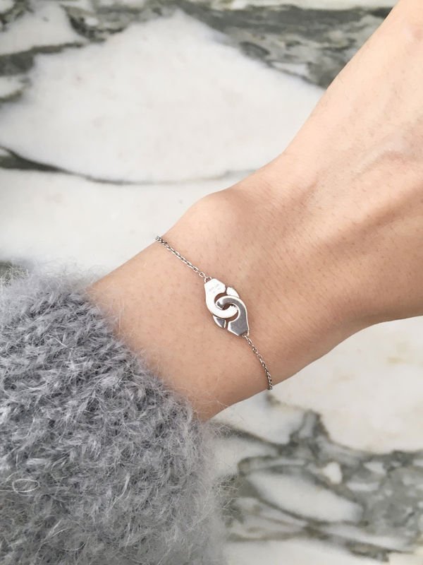 DINH VAN Bracelet menottes en or blanc 18K - Castafiore