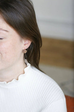 Dormeuses anciennes disque or rose et perles - Castafiore