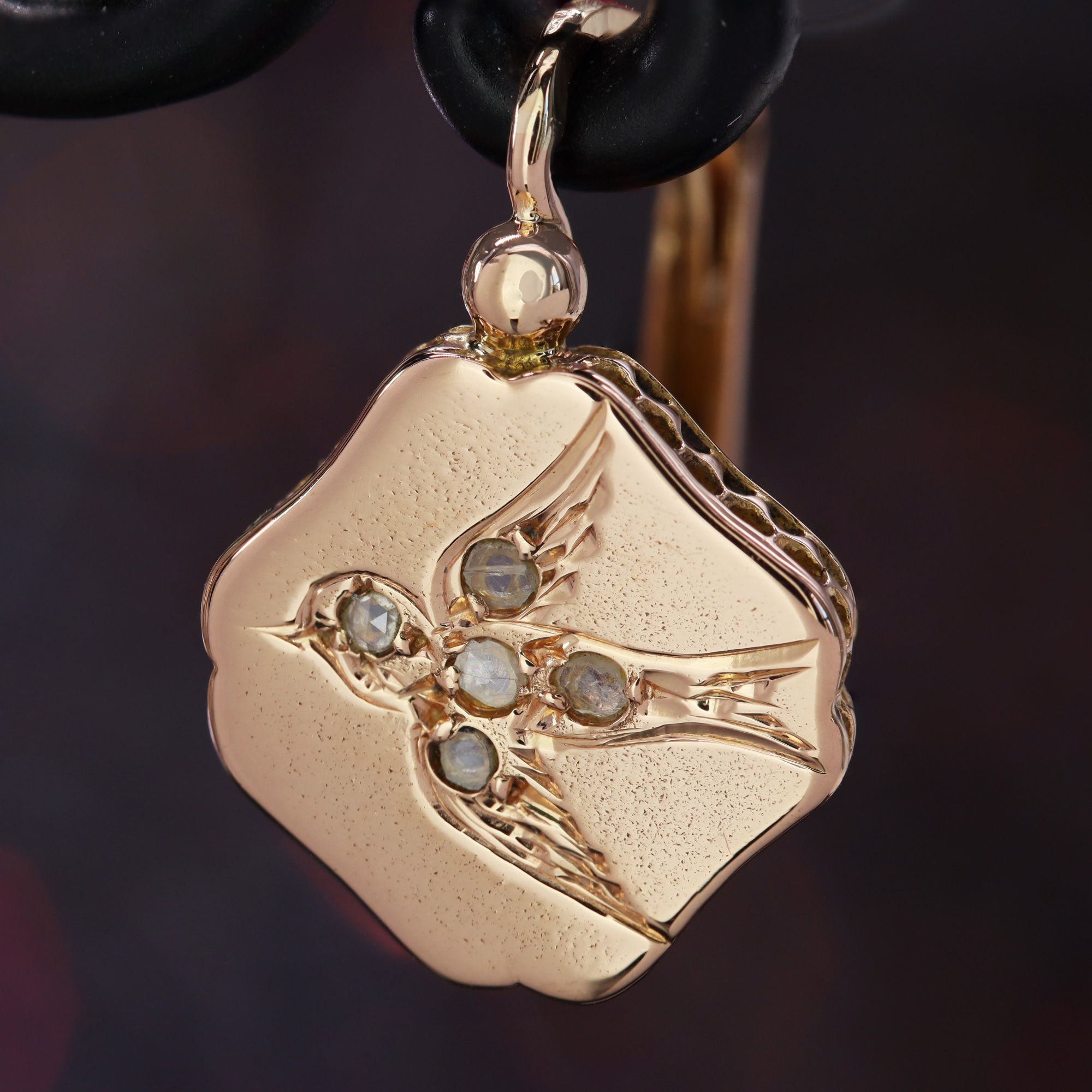 Dormeuses anciennes oiseaux diamantés