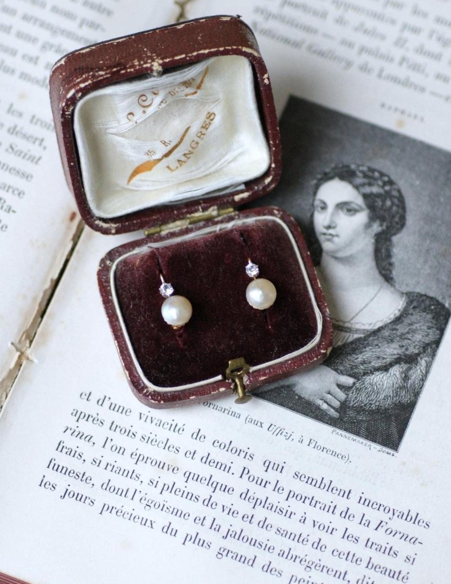 Dormeuses Anciennes Perles Mabé et Saphirs Blancs - Castafiore