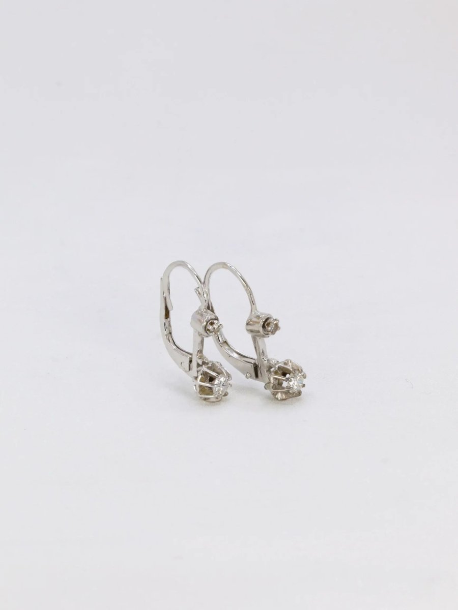 Dormeuses vintage en or blanc et diamants 0.3ct - Castafiore