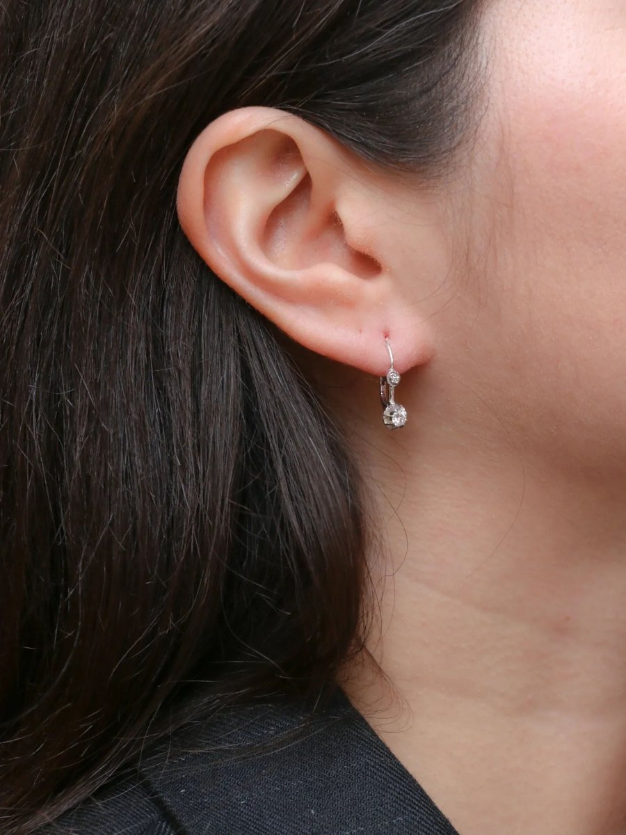 Dormeuses vintage en or blanc et diamants 0.3ct - Castafiore