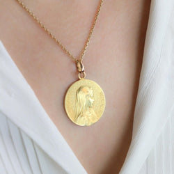 DROPSY Médaille Art Nouveau Sancta Maria or jaune - Castafiore