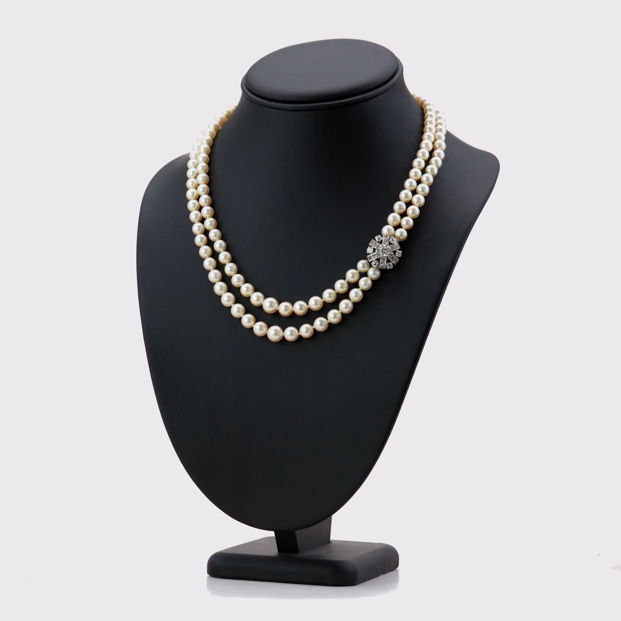 White Gold, Platinum, and Diamond Pearl Necklace