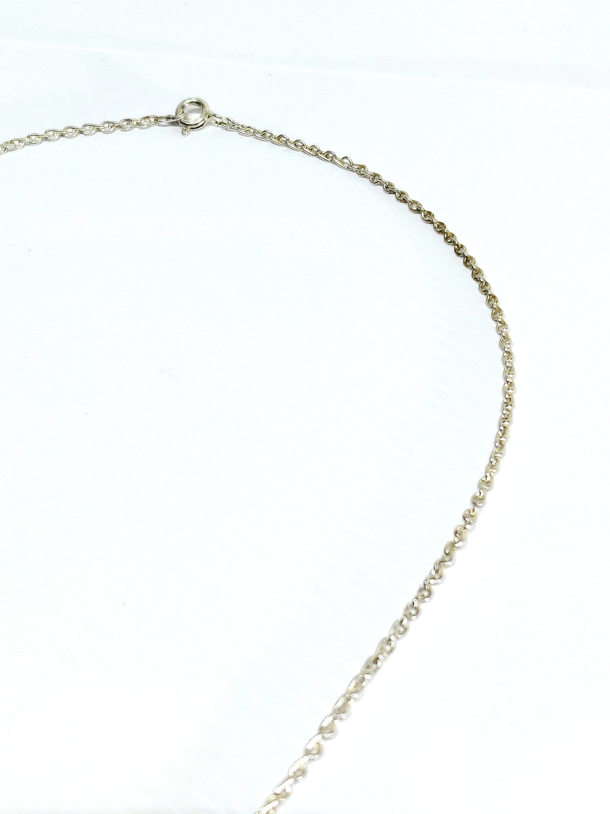Necklace with a pendant made of silver, Vermeil, Enamel, Garnet, and Pearl