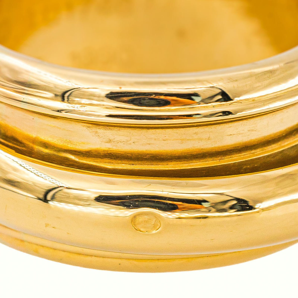 Piaget Possession Bangle Ring in Yellow gold