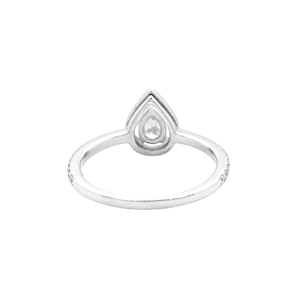 Bague Messika, « M-Love », or blanc et diamants.
