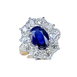 Marguerite Ring in Yellow Gold, Sapphire, and Diamonds