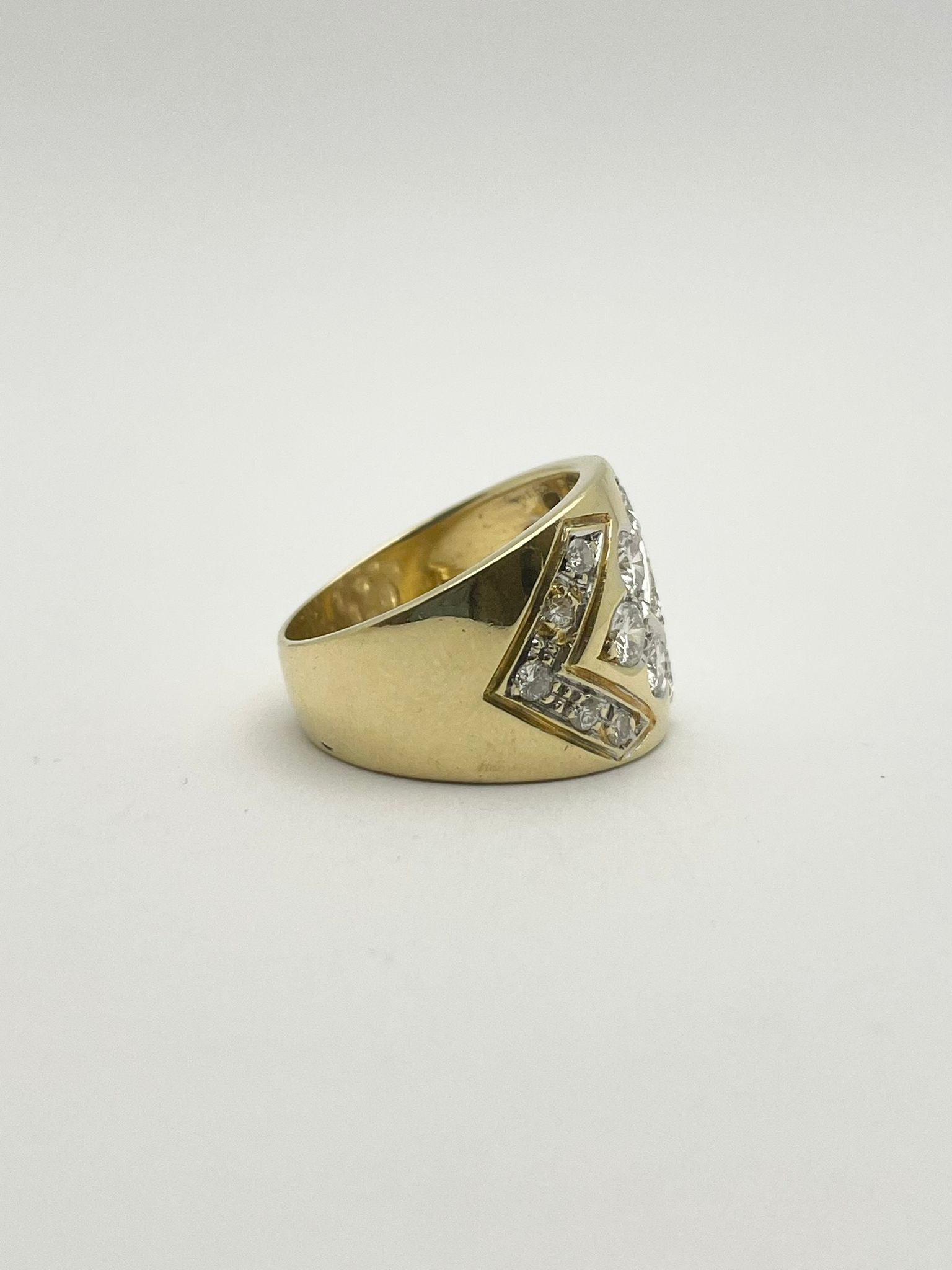 Bague Bandeau en or jaune et diamants
