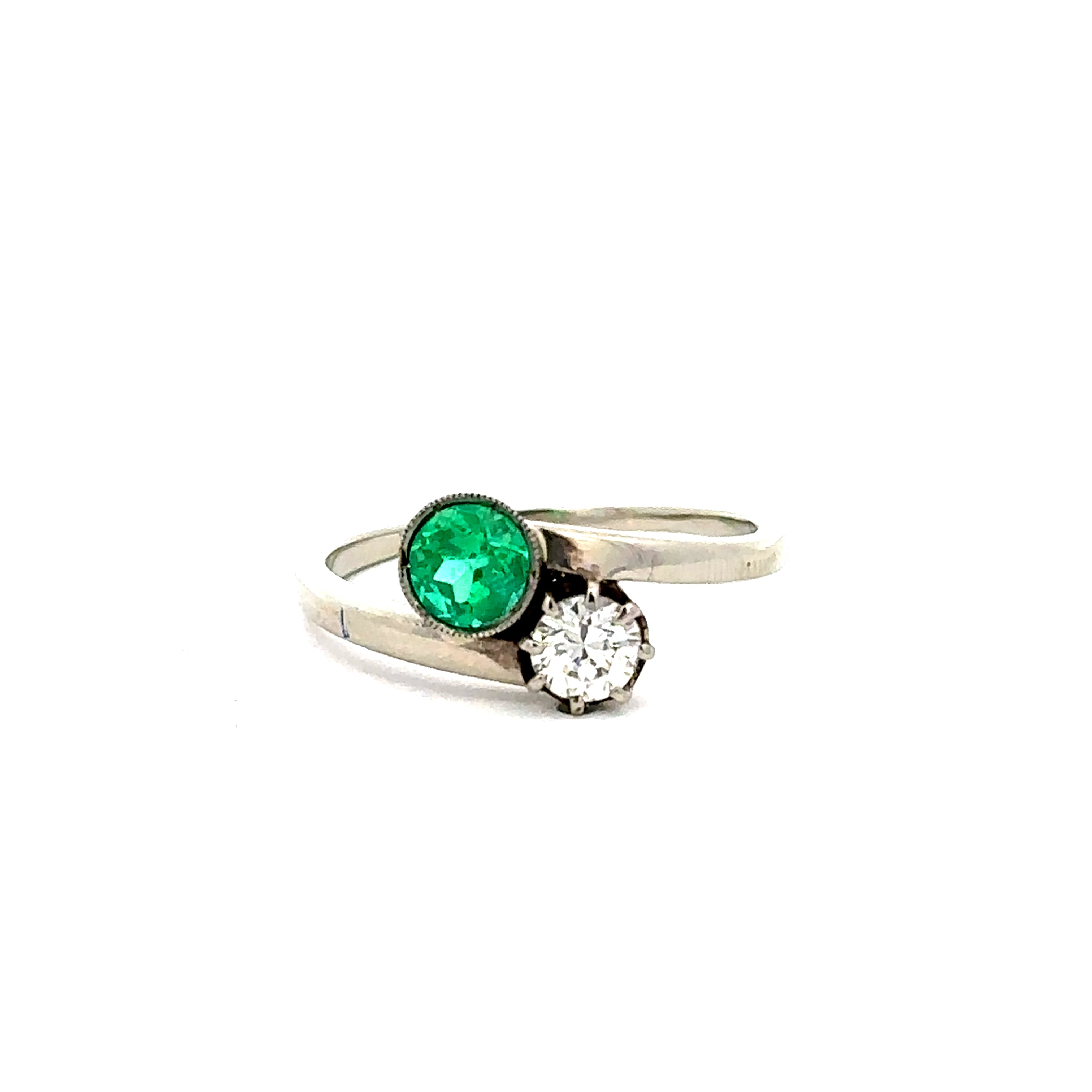 "Toi & Moi" Ring in White Gold, Emerald, and Diamond