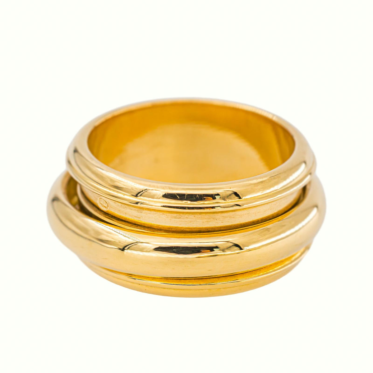 Piaget Possession Bangle Ring in Yellow gold