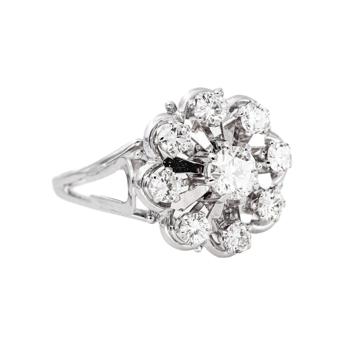 White Gold Daisy Ring with Diamond