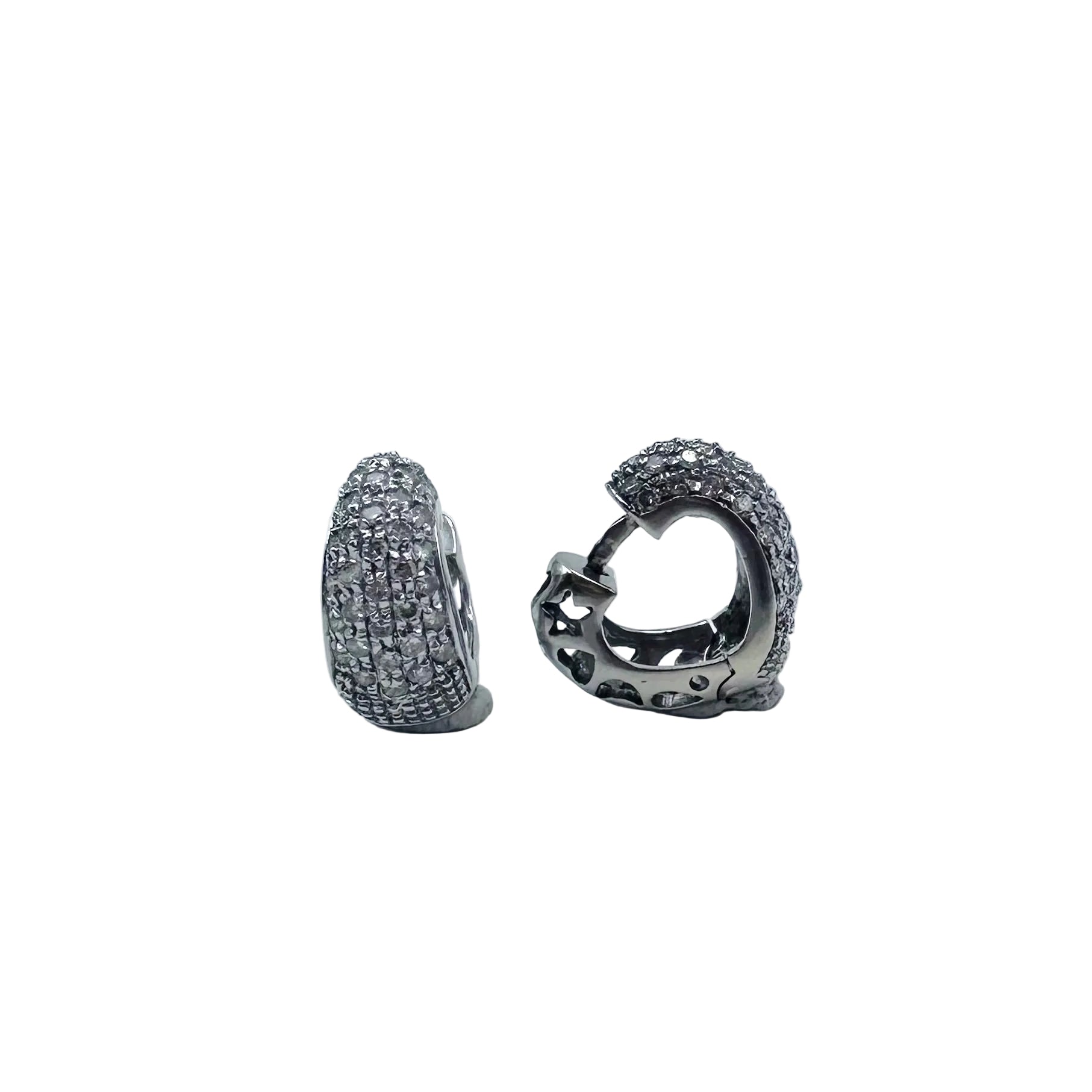 White Gold Heart-Shaped Hoop Earrings with Diamonds