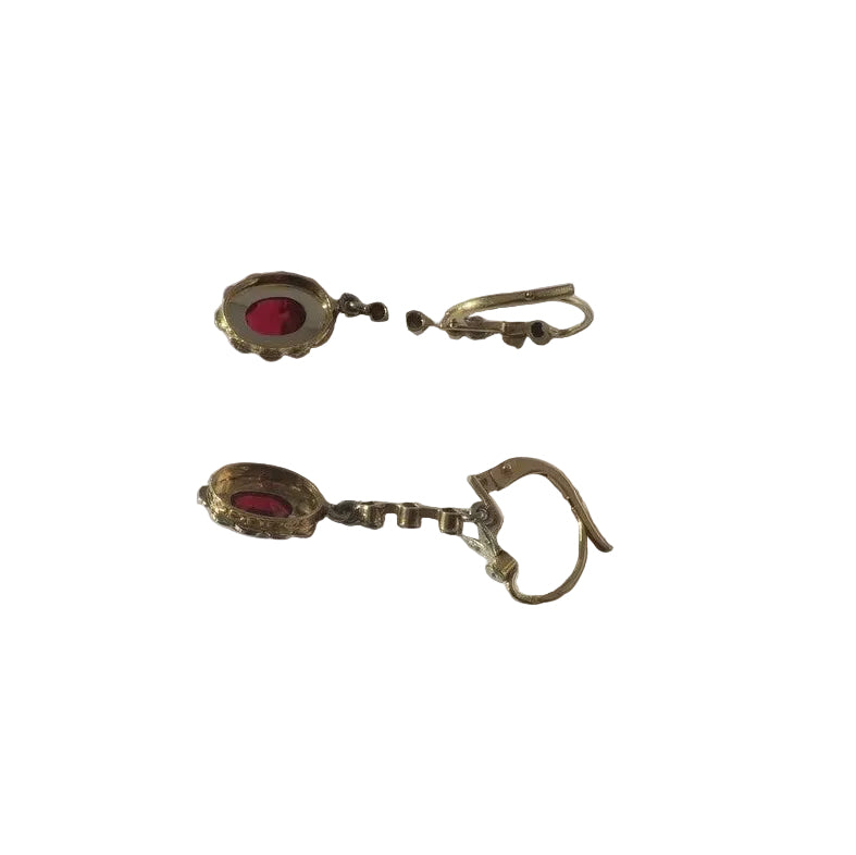 Dormeuses Pendant earrings in yellow gold, white gold,