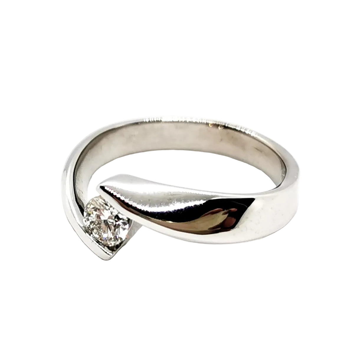 Bague Solitaire en or blanc et diamant