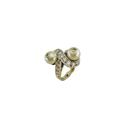 "Toi et Moi" Ring in White Gold, Pearls, and Diamonds
