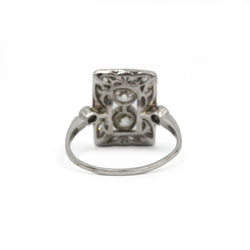 Art Deco Ring in White Gold and Diamonds
