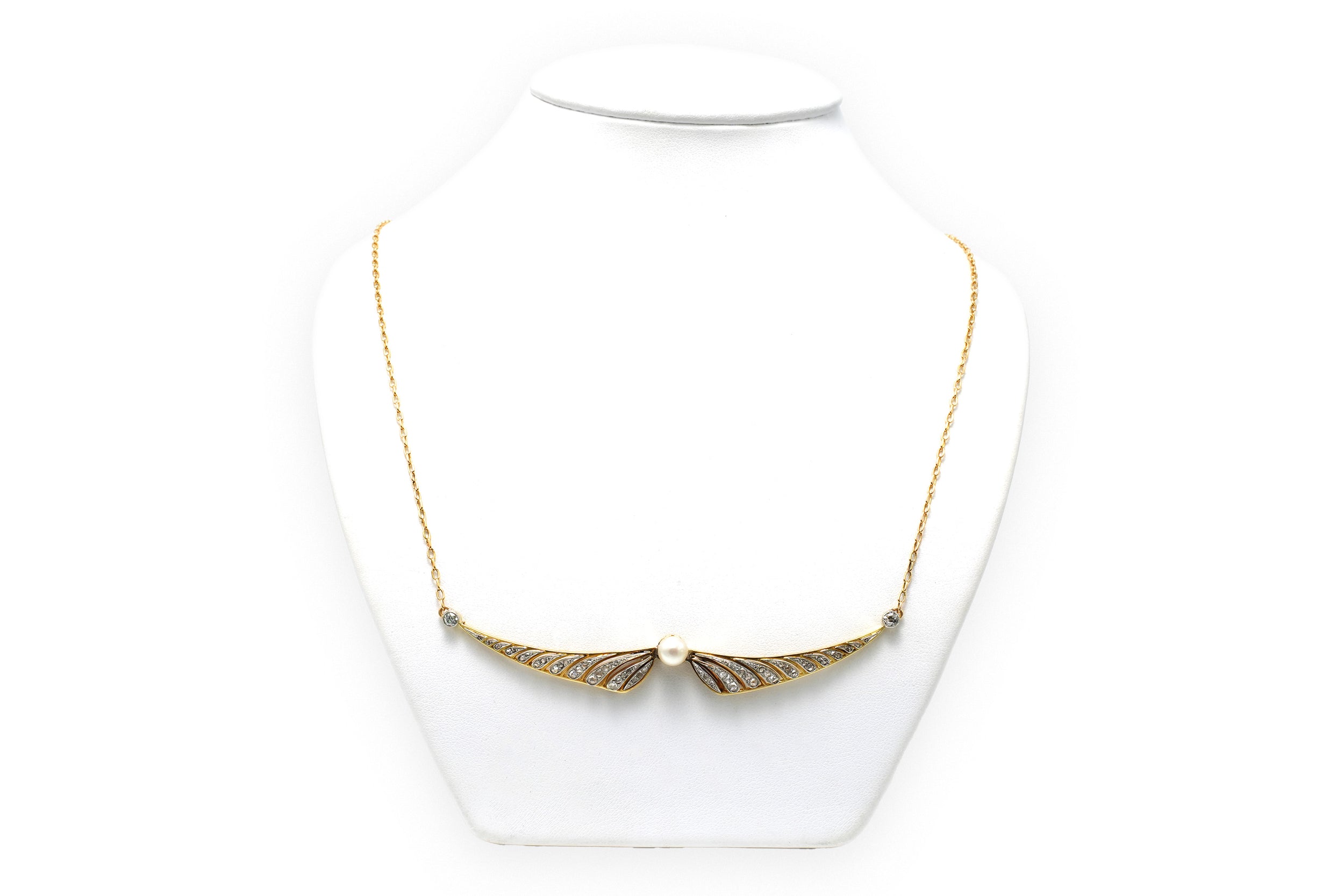 Collier Pendentif en or jaune, perle et diamants
