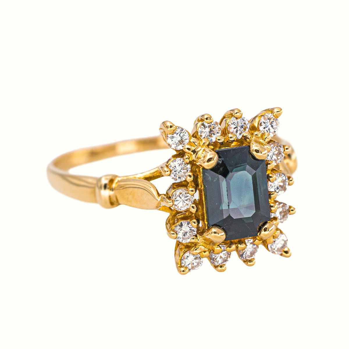 Yellow Gold Sapphire Ring