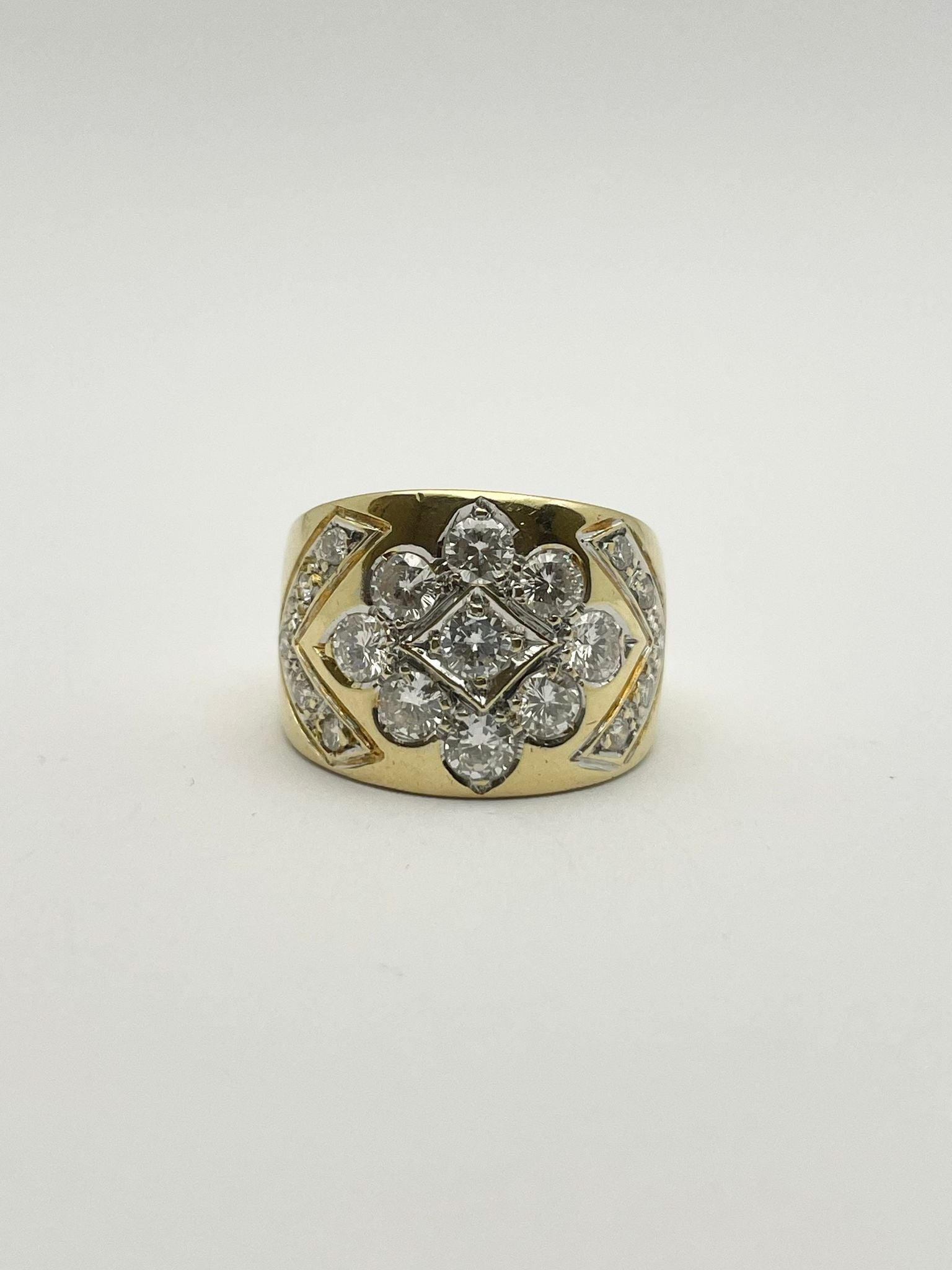 Bague Bandeau en or jaune et diamants