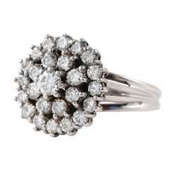 Entourage Ring in White Gold and Diamonds