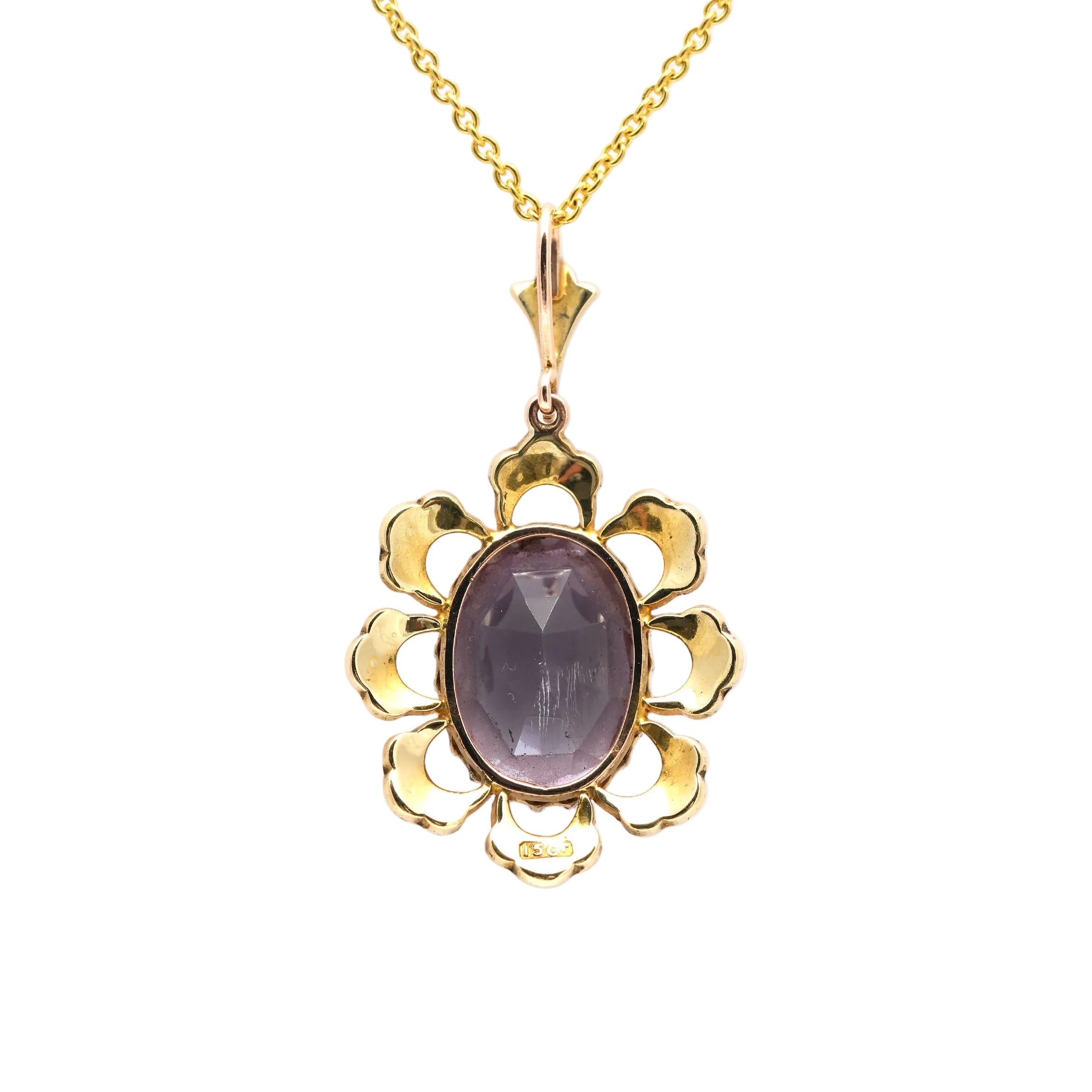 Yellow gold pendant with pearls and amethysts