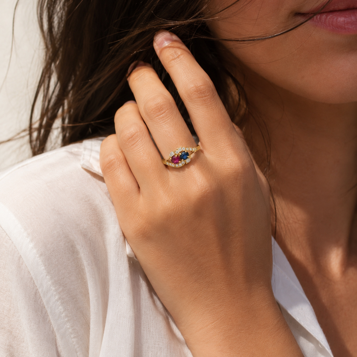 "Toi & Moi" Ring in yellow gold, sapphire, ruby, and diamonds
