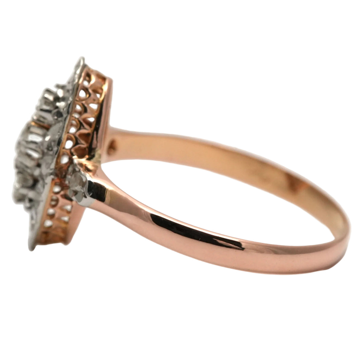 Marquise Ring in Yellow Gold and Diamonds
