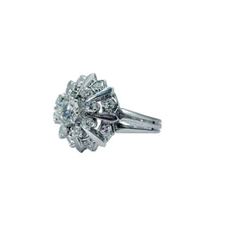 Entourage Ring in white gold, platinum, and diamonds