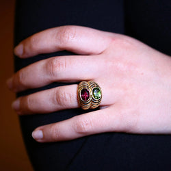 Élégante bague en or jaune, tourmaline rose et péridot dans le style BULGARI - Castafiore