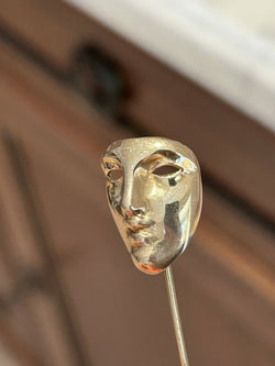 Epingle en or jaune 18k par Jean - marie Fievez ( 1949 - 2007 ) - Castafiore