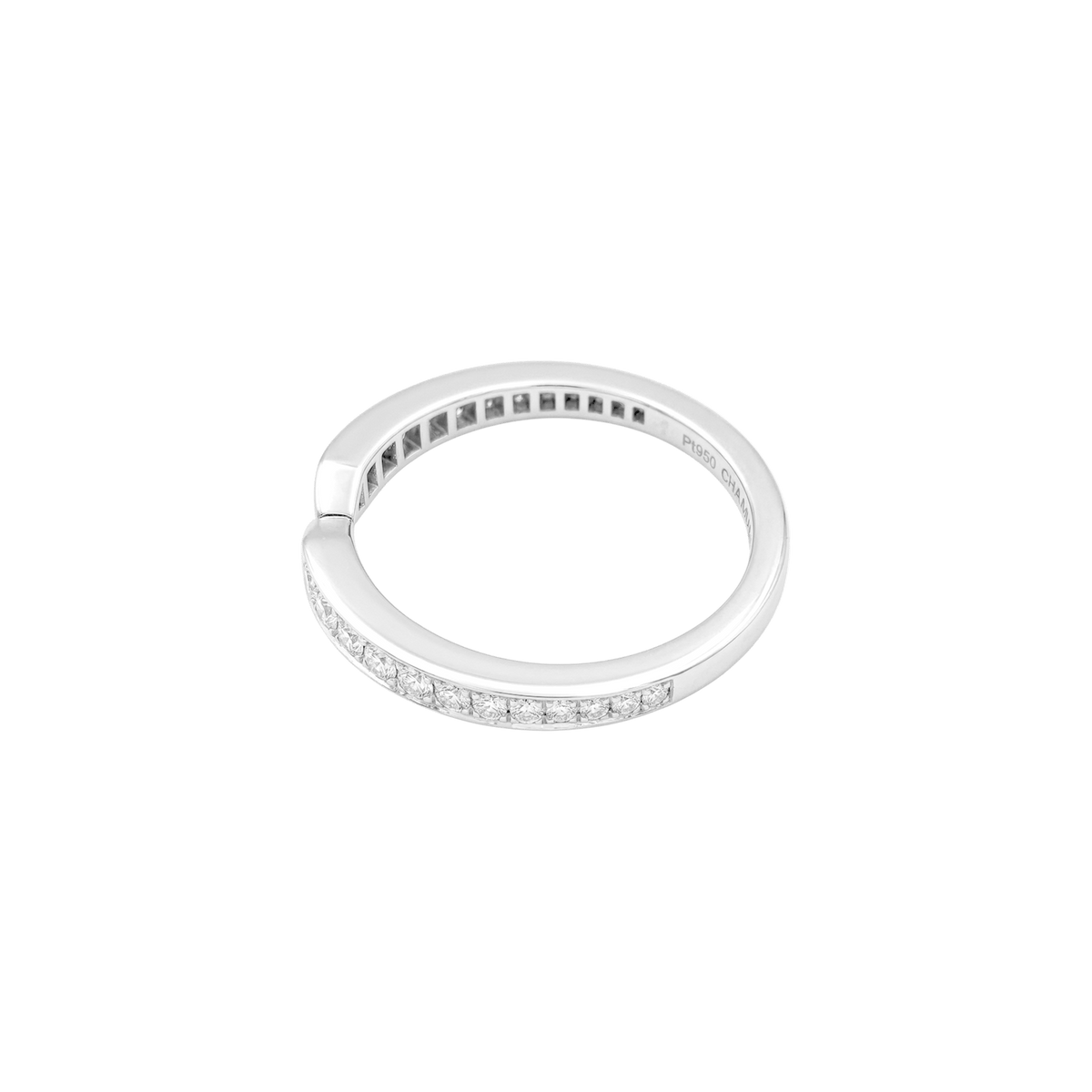 Bague alliance Chaumet, "Triomphe de Chaumet", platine et diamants.