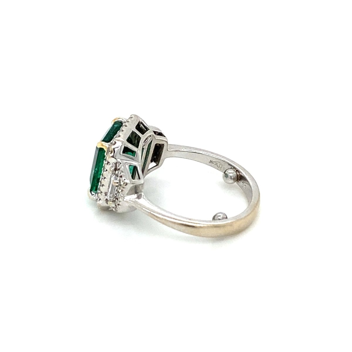 Estate Certified 3,33 Carat Natural Emerald Diamonds Gold Ring - Castafiore