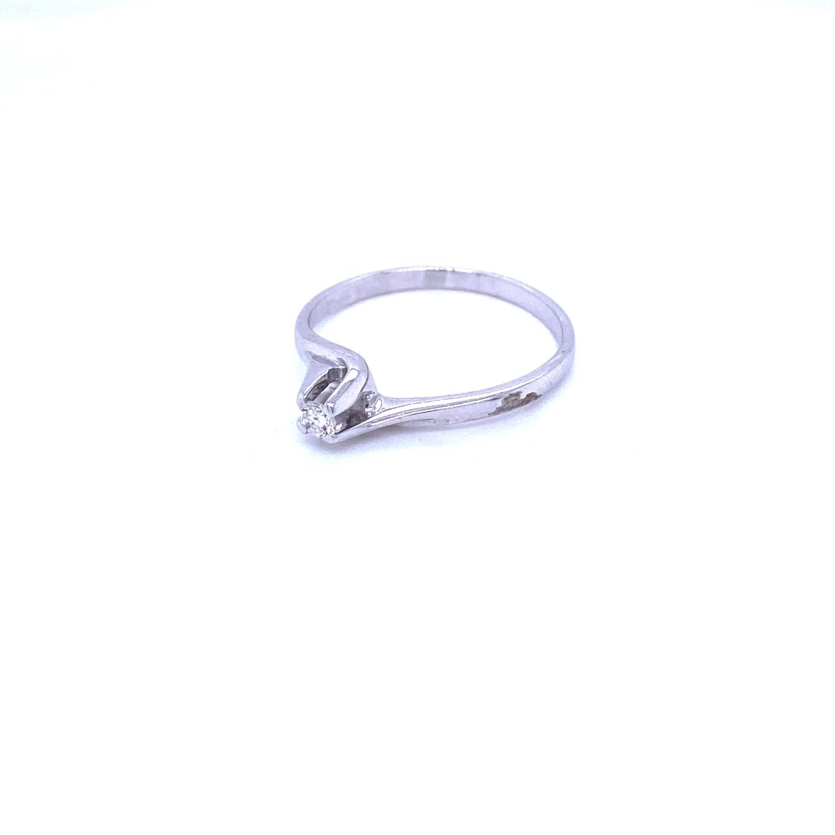 Estate Diamond Valentino Solitaire Ring - Castafiore