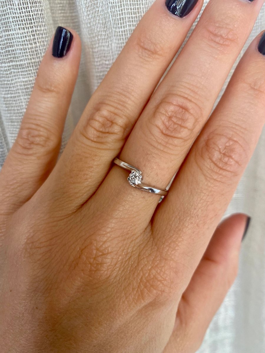 Estate Diamond Valentino Solitaire Ring - Castafiore