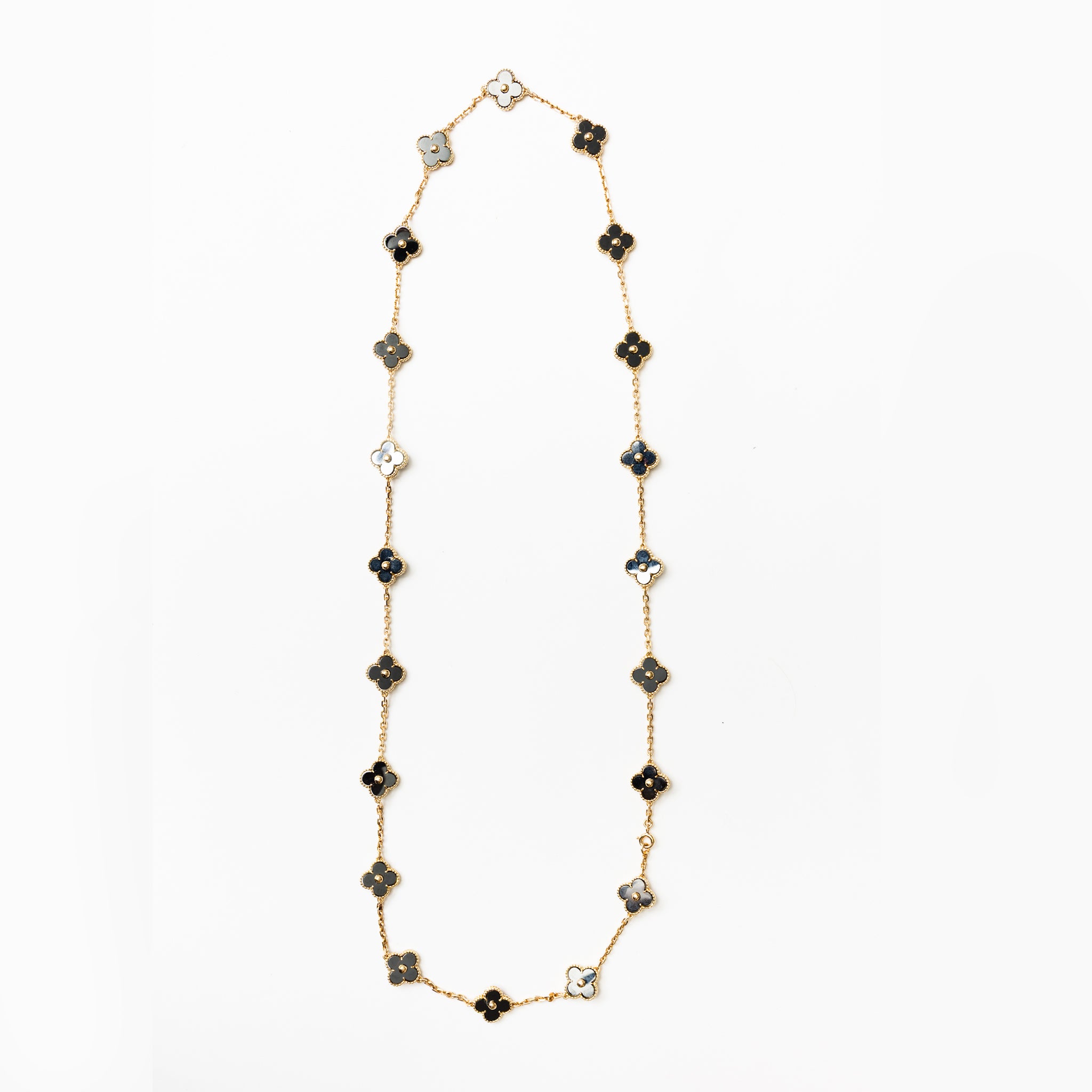 Collier VCA Alhambra vintage en or jaune et hématite