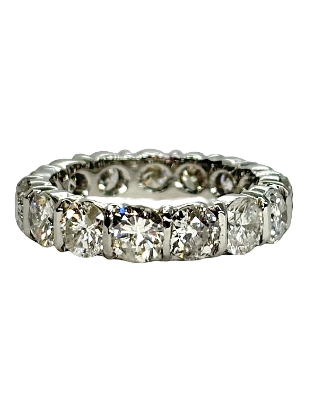 Bague Alliance en or blanc et diamants