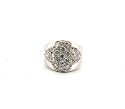 Bague Pavée en or blanc et diamants