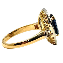 "Entourage" Ring in Yellow Gold, Sapphire, and Diamonds