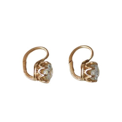 Lever-back earrings in Rose gold and Diamonds