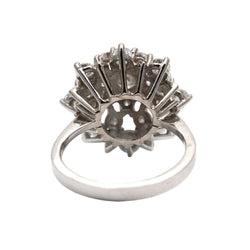 Marguerite Ring in White Gold and Diamonds