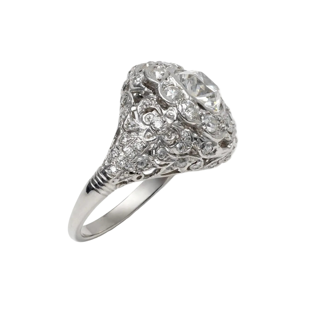 Bague Dôme en platine et diamants