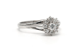 Marguerite Ring in White Gold and Diamonds