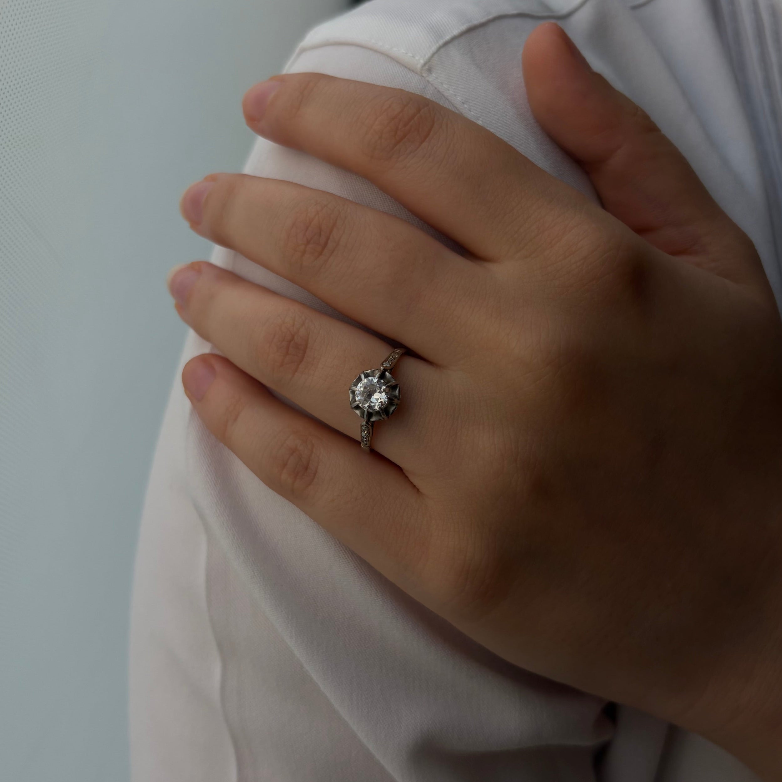 White Gold Solitaire Ring with Diamonds